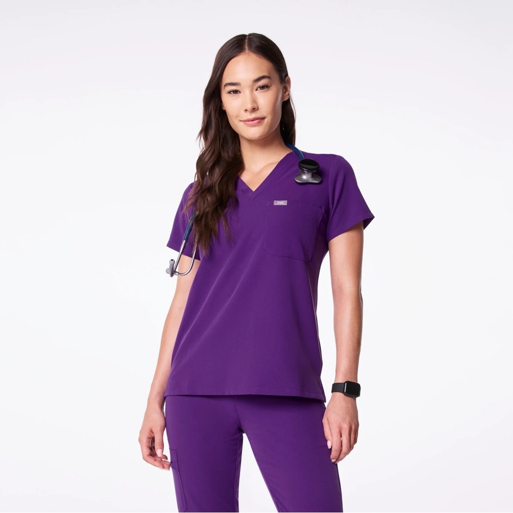 Figs Scrub Catarina scrub top & Isabel wide leg bottoms